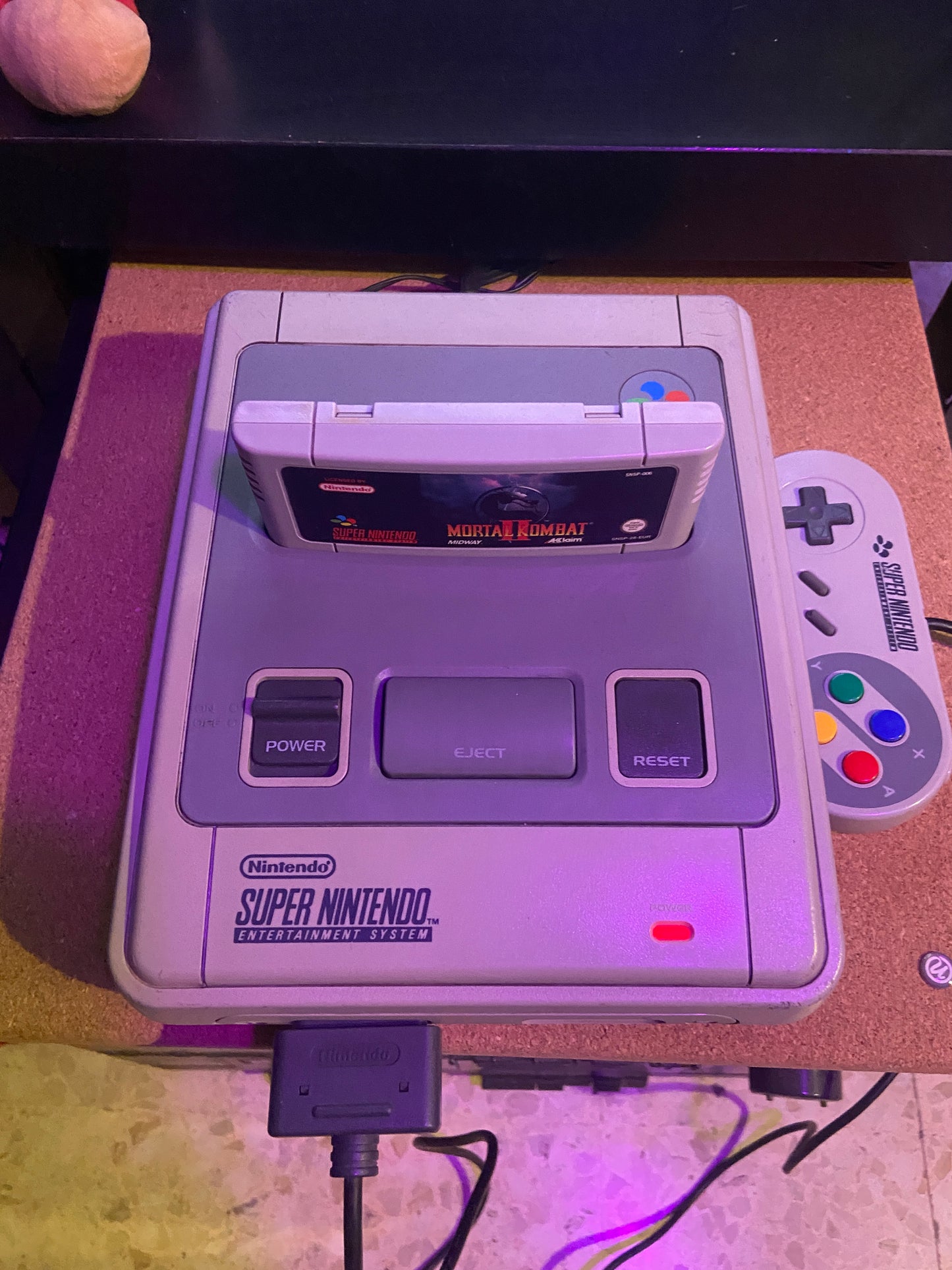 Vintage Super Nintendo SNES (1990) + Mortal Kombat Cartridge